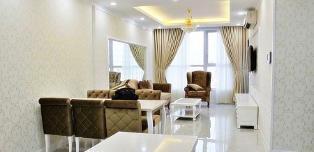 Căn 3PN tầng trung Đông Nam The Prince Residence, 105m2, đầy đủ nội thất như hình, giá 20tr