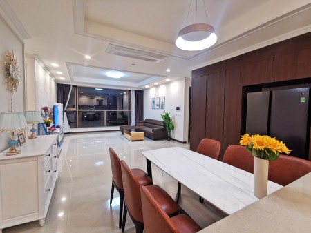 Cho thuê căn hộ ở Trung Yên plaza, 3PN đủ đồ, giá 20tr/tháng. LH 0327582785