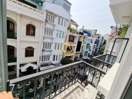 Hàng ĐỘC - GIÁ RẺ - Phòng 40m2 NEW 100% Full NT 2 Ban công lớn Quận 10