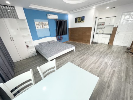 Căn hộ dịch vụ Full nội thất. Gần Sân Bay, Sang trọng lại giá tốt