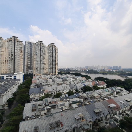 Hãy xách vali và đi ngay. Sunwah Pearl - Silver House chỉ 25 triệu, nội thất cơ bản, cao cấp