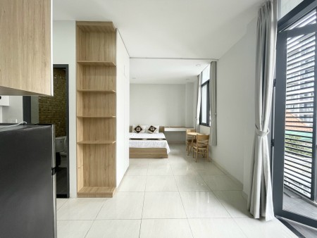 Căn hộ mới xây dạng studio 35m2 - ban công, full nội thất máy giặt riêng, gần sân bay, 35m2, 1 phòng ngủ, 1 toilet