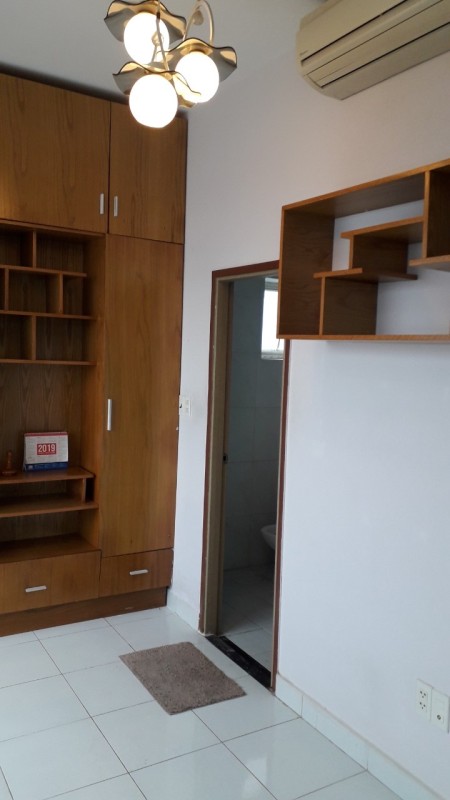 Cho thuê căn hộ C/c Sài Gòn Town q. Tân Phú -3PN2WC- Nhà Trống LH 0367062800 Vào Ở Ngay