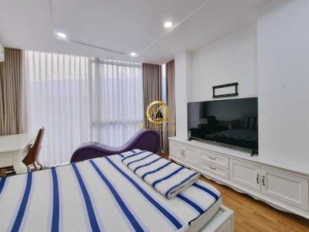  Sale nóng đón tết căn hộ Full NT từ a đến z, cửa sổ lớn View Quận 3