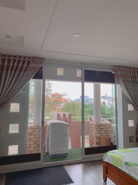 CHDV 45m2- ban công- bếp xa giường + toilet riêng, máy giặt riêng