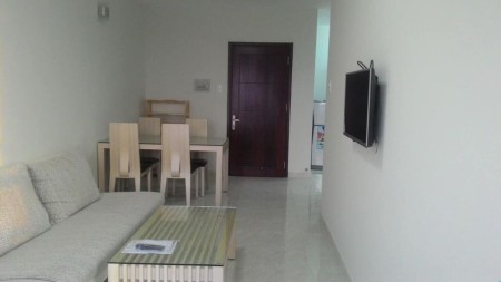 Cho thuê cc 90 Riverside Nguyễn Hữu Cảnh Nhà tầng cao, dt 50m2 gồm 1pn 1wc, có nội thất giá 8tr5/th