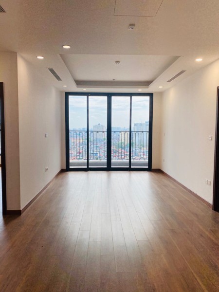Cho thuê căn hộ ở Hei tower, 138m2 4PN đồ cơ bản, giá 14tr/tháng. LH 0327582785