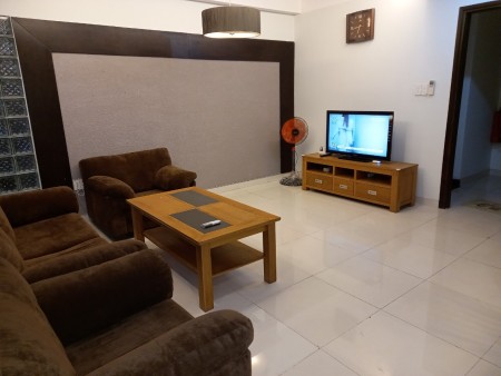 Căn hộ dịch vụ full nội thất 2PN, 2WC 90m2 Ngay sân bay TSN