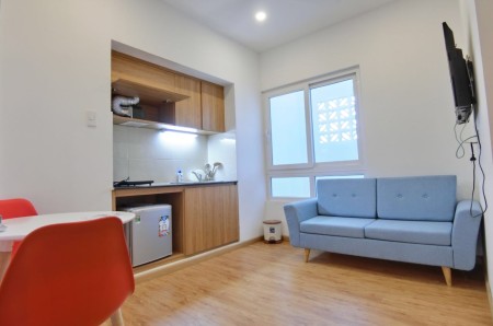 Căn Hộ Dịch Vụ Full Nội Thất 1PN, 2PN Riêng biệt, ở Ngay Sân Bay TSN