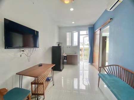 Căn hộ 2PN ban công, máy giặt riêng tại Bình Thạnh