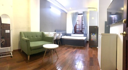 Chân cầu Kênh Tẻ, Q4 | Studio đầy đủ nội thất