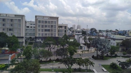 Cần cho thuê gấp Căn Hộ Central Garden, Quận 1. Diện Tích 86m2. 2 Phòng Ngủ, 2wc. view thoáng