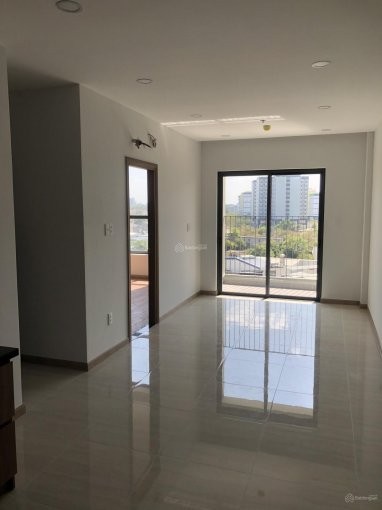 Cho thuê căn hộ Bcons Green View 2PN 57m2, có nội thất, rèm cửa, giá 5tr/th. LH 0902567191