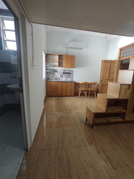 Căn hộ Tân Hương_Giá rẻ_Cửa sổ_Có nội thất