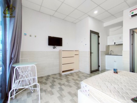 CH Studio Ban Công, Cửa Sổ thoáng gần chợ Tân Mỹ, Rmit, Crescent Mall, SC Vivo Quận 7 sát Q4, Q1