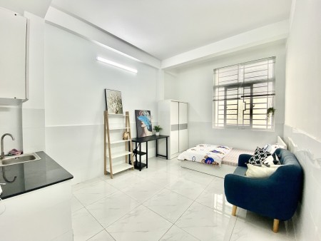 Căn hộ mới xây full nội thất y hình ngay Nơ Trang Long, sát các trường ĐH Văn Lang, Hutech,..