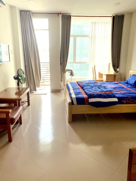  Hàng ĐỘC - GIÁ RẺ - Phòng 40m2 NEW Full NT Ban công view Quận 10, gần trường ĐH HUFLIT