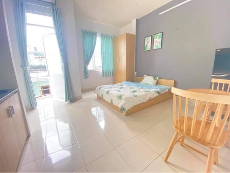 Cho thuê căn hộ full nội thất ở Hoàng Hoa Thám Tân Bình