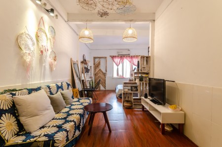 căn hộ studio 40m2 ban công lớn view đẹp full nội thất, gần Ngã Sáu Phù Đổng