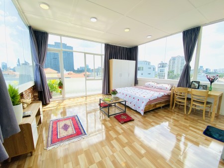 Căn hộ studio 40m2 full nội thất ban công view 4 phía, gần SaiGon PEARL