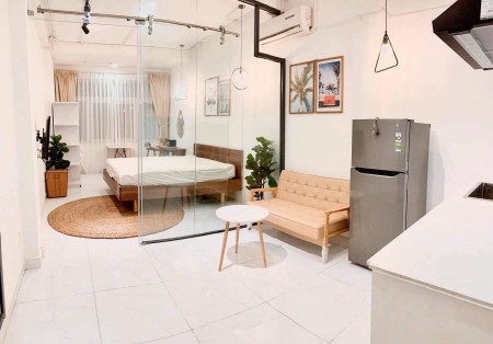 Hệ thống cho thuê Phòng ngủ Vách Ngăn ngay Trung tâm Quận 1 - Lê Thị Riêng - Cửa sổ