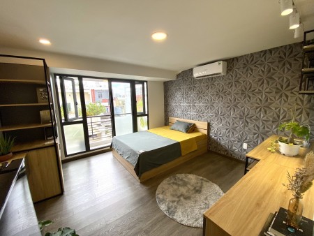 Nhà Mới 100% Thích Quảng Đức, Phú Nhuận, ban công thoáng mát, full NT