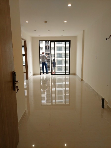 Cho thuê căn hộ 2 phòng ngủ 2 wc giá 5 triệu 500 trong vinhome quận 9