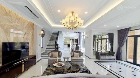 Cho thuê căn hộ 3PN full nt chung cư Vinhomes Grand Park Quận 9 giá rẻ 10 tr/th - lh 0896611578