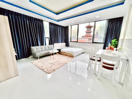 Cho thuê căn hộ mới thang máy,2 mặt tiền Thích Quảng Đức,Phùng Văn Cung,full nội thất Phú Nhuận