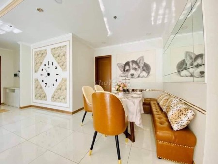 Cần cho thuê căn hộ 3PN cc Vinhomes Central Park Bình Thạnh giá rẻ 30 tr/th - lh 0936535696