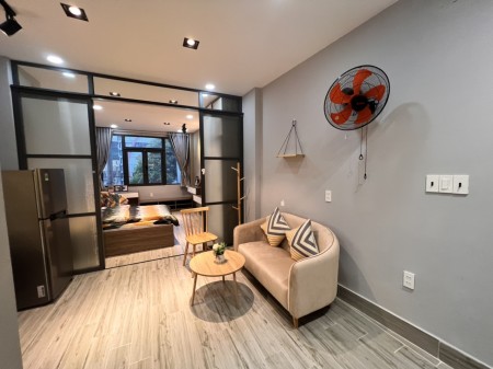 căn hộ 1PN rộng 45m2 - cửa sổ lớn, full nội thất, gần CV Gia Định, Đại Học Tài Chính