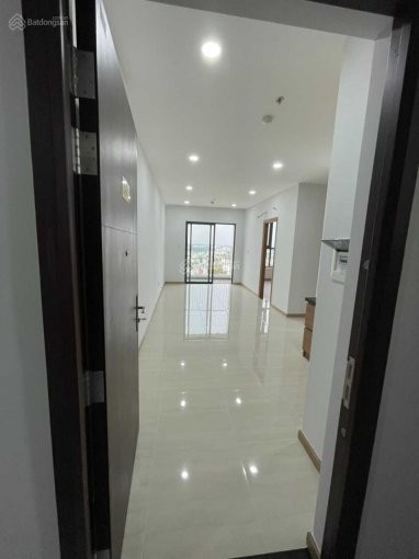 Cho thuê căn hộ 60m2, 2PN, tại Bcons Green View giá 4.5 tr/th. LH 0911850019