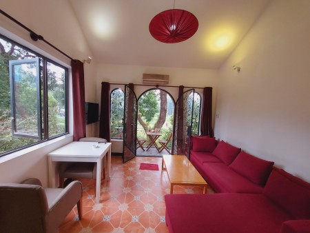 Căn hộ 1PN ban công view bao thoáng, full nội thất, gần Hồ Con rùa, nhà thờ Đức Bà