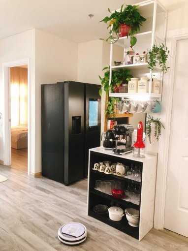 Cho thuê căn hộ 80m2, 2PN, tại The Monarchy, đẹp giá 10 triệu/tháng. LH 0945988299