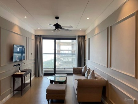 Cho thuê căn hộ 75m2, 2PN, 18 triệu/tháng tại CC Alphanam Luxury Apartment. LH 0917112855