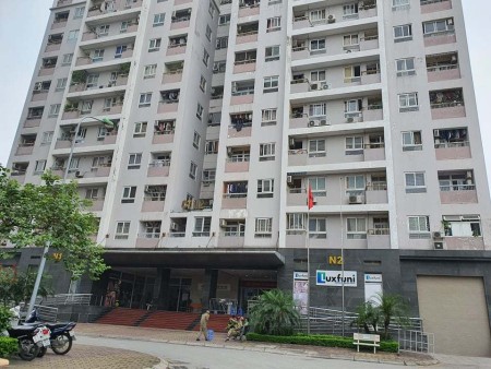 Cho thuê chung cư N2 Trung Hòa Nhân Chính, đường Lê Văn Lương, 2 ngủ, 1 sv, 8 triệu/ tháng, 70m2, 2 phòng ngủ, 1 toilet