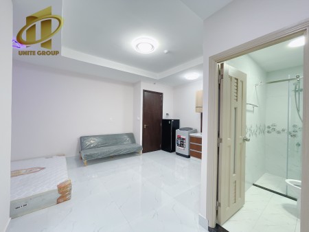 CHDV đầy đủ tiện nghi Quận 7 - Bancol, cửa sổ - Sát Lotte Mark