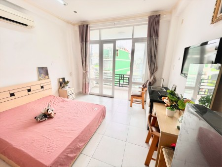 Căn hộ Bùi Hữu Nghĩa balcon xịn sò gần chợ Bà Chiểu