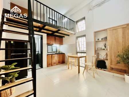 Khánh cho thuê căn hộ dv có gác, gần Đại học Nguyễn Tất Thành giá rẻ 4,2 tr/th