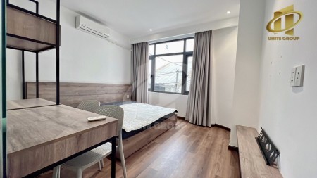 Căn hộ 40m2, đủ nội thất, giá 8.5tr/tháng có vách ngăn cần cho thuê nhanh