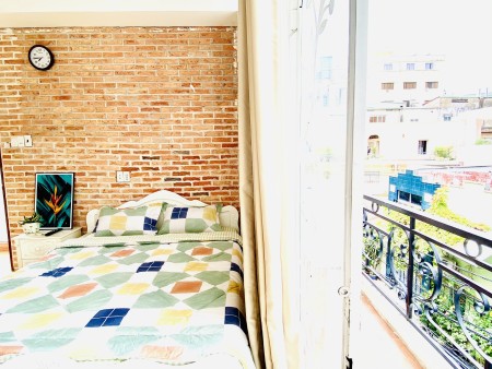 Trên đường Lê Văn Sỹ có căn hộ studio cần cho thuê, giá tốt chỉ 7tr