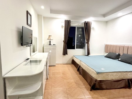 Q7_chợ Tân Mỹ | Studio Cửa Sổ LỚN, BỒN TẮM