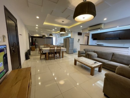 Căn hộ dịch vụ 2 phòng ngủ full nội thất tại Đường Đồng Nai, Phường 2, Tân Bình