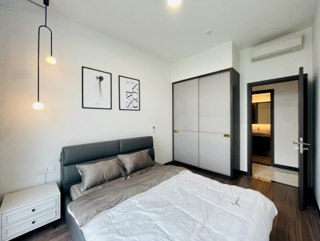 Cho thuê 2PN, Full NT, Diện tích 93m3, View sông tại chung cư Empire City