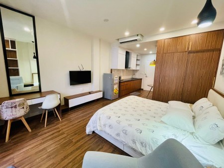 Cho thuê chdv 1 phòng ngủ đầy đủ nội thất, cửa sổ lớn tại Nguyễn Cửu Văn, Bình Thạnh