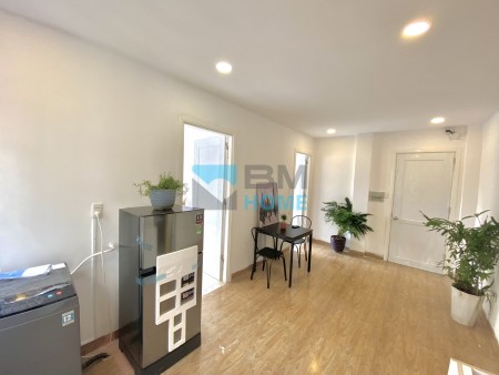 Căn hộ 2 phòng ngủ, Phan Đăng Lưu, Phú Nhuận, Full nội thất