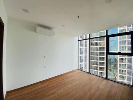 Cần cho thuê nhanh căn hộ cao cấp tại cc Eco Green Quận 7. Dt 70m2, 2pn, 2wc giá 13 Triệu, 70m2, 2 phòng ngủ, 2 toilet