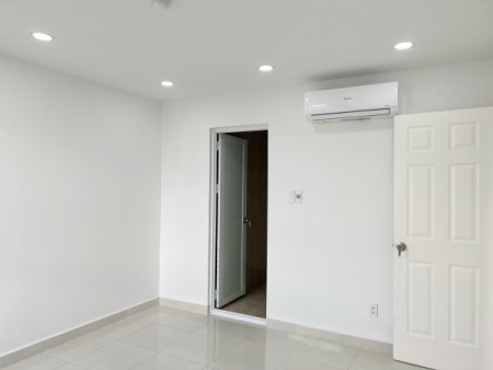Cho thuê căn hộ 92m2, 3PN, 1PK, 2WC tại khuông Việt Tân Phú cách Đầm Sen 2ph