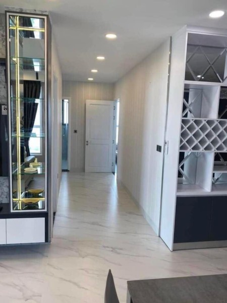 Căn hộ mới đẹp nội thất Châu Âu giá đẹp 3PN (ở liền) ở đây chứ đâu.