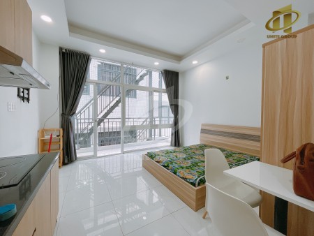 Căn hộ ban công máy giặt riêng gần cầu Nguyễn Văn Cừ Q1 Q5 Q10